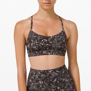 Lululemon flow Y bra NWOT